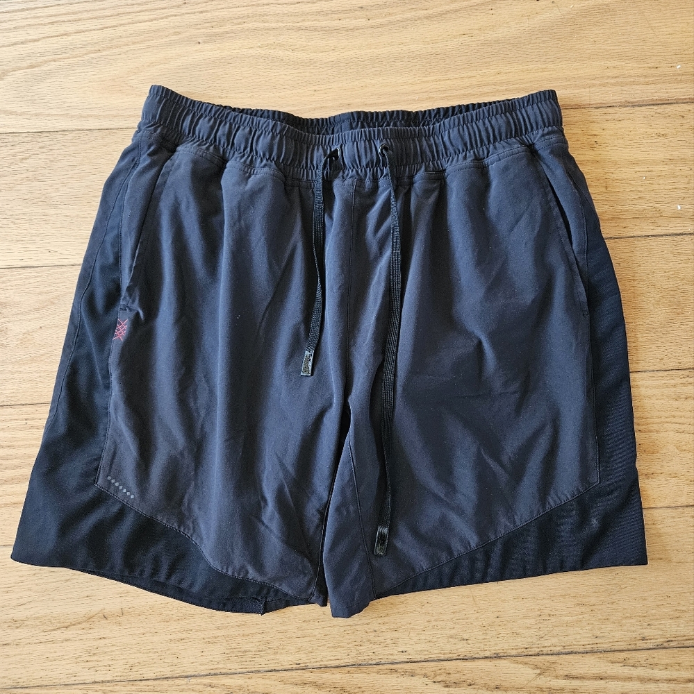 Rhone Black Shorts - size large